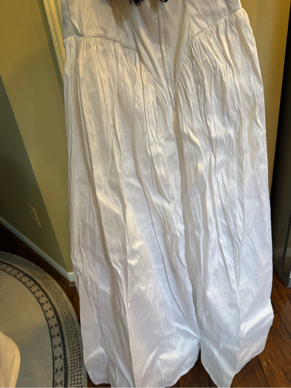 Recollections Victorian Ball Gown White Dupioni Silk Black Alençon Lace Large - Picture 10 of 15